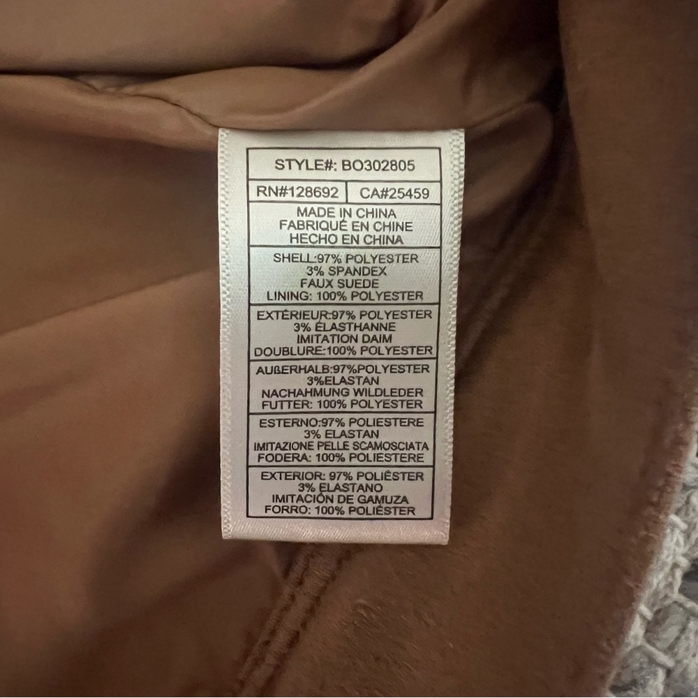 Steve Madden Faux Suede Tan Snap
Women's Jacket size Medium - Picture 5 of 5